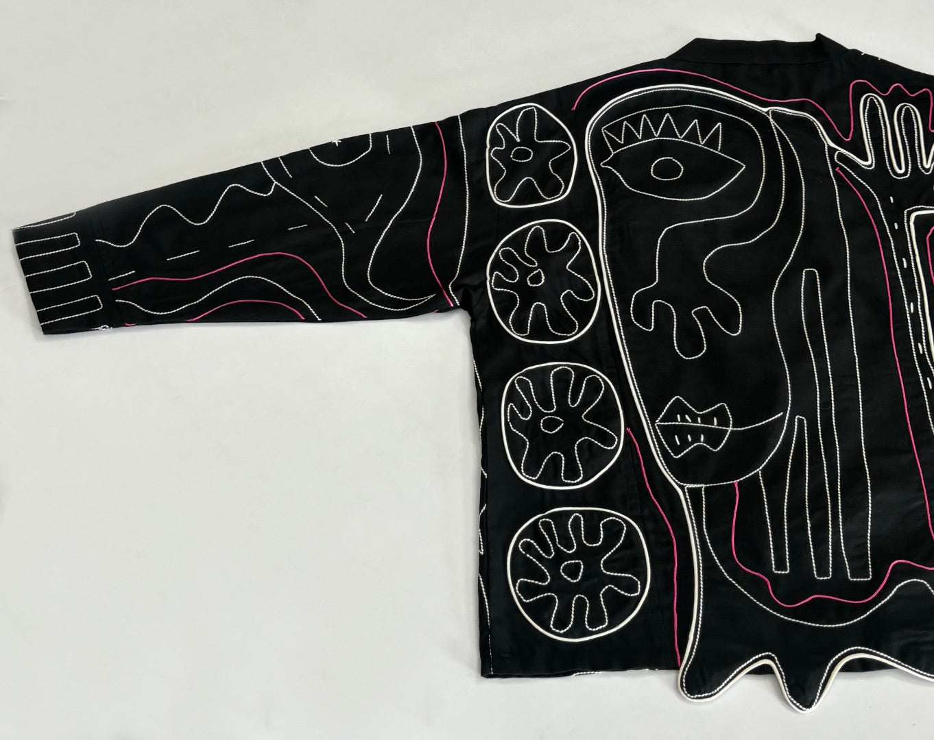 relaxed-fit kimono jacket with cotton thread embroidery