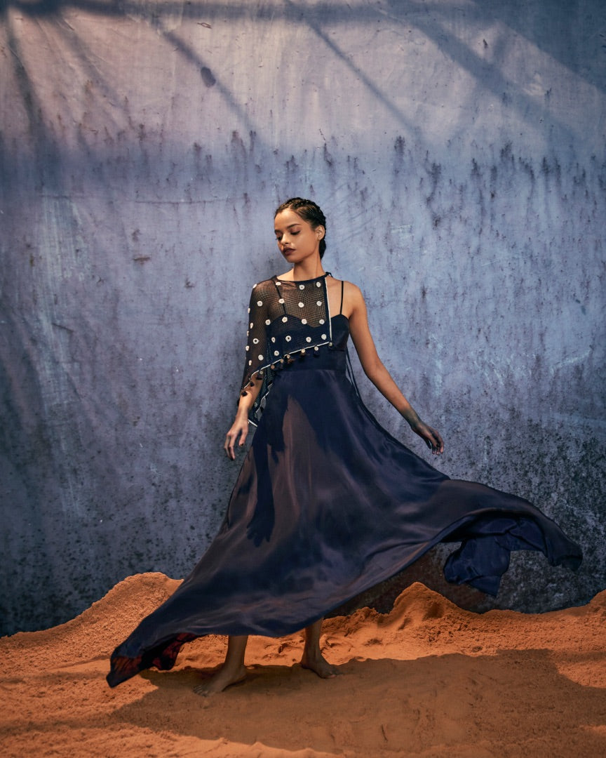 black structured maxi dress | party | evening gown | silk