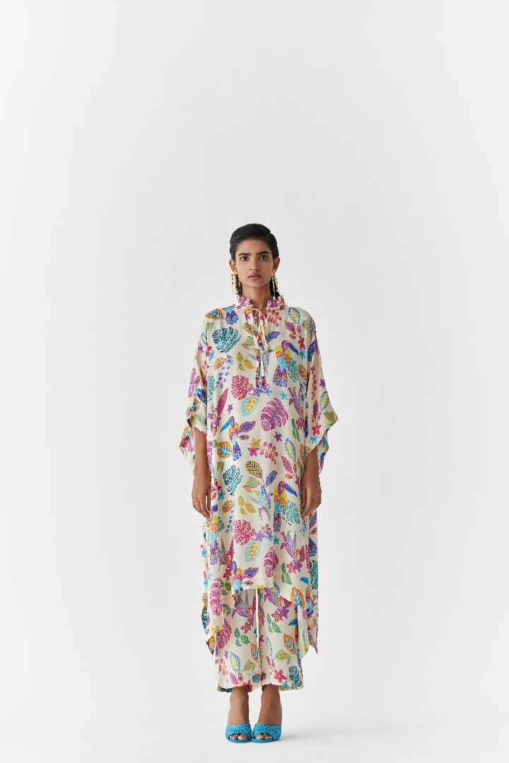 Amazon Kimono and Pants Set - Full