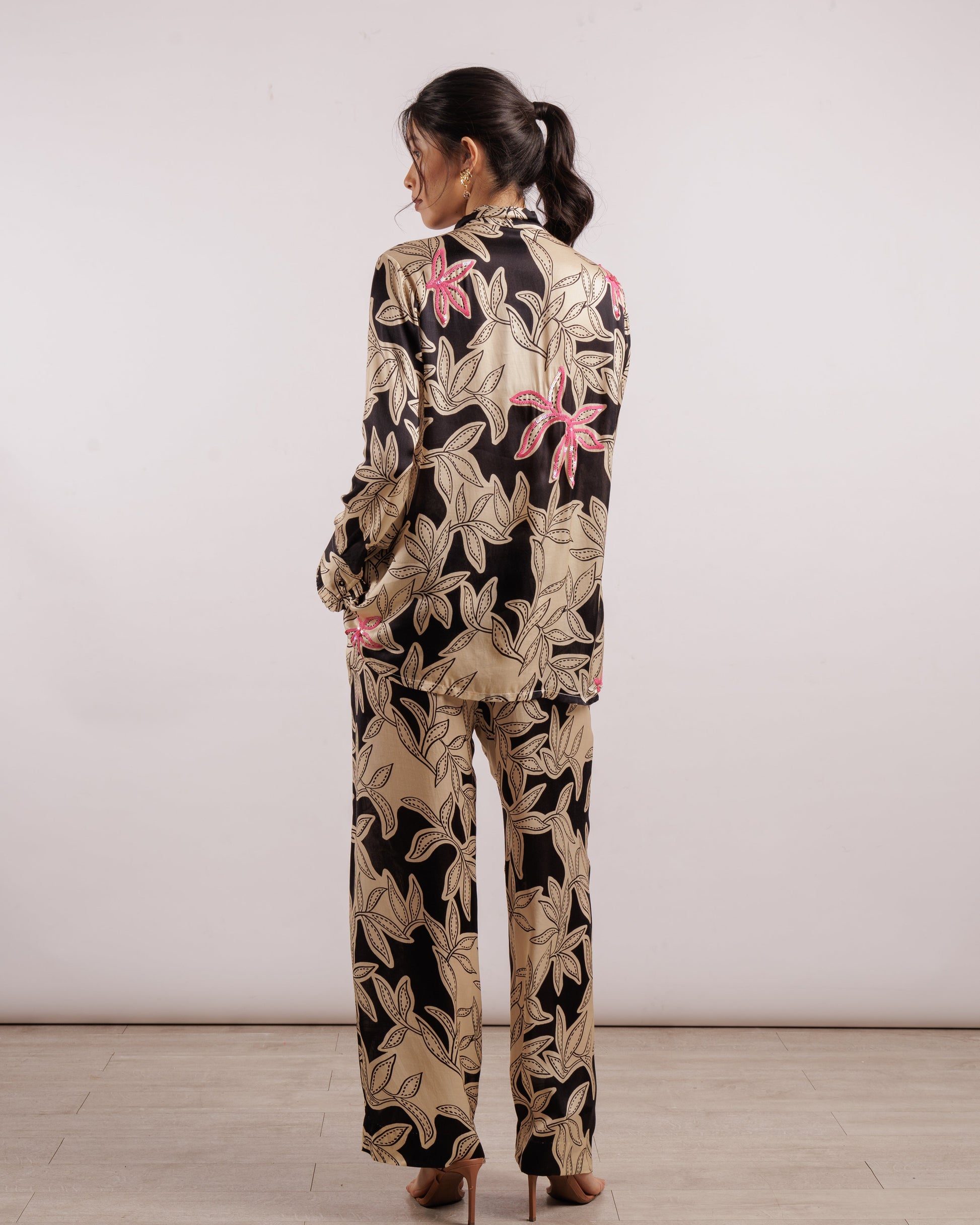 Hazel Knot Shirt | Silk | Printed