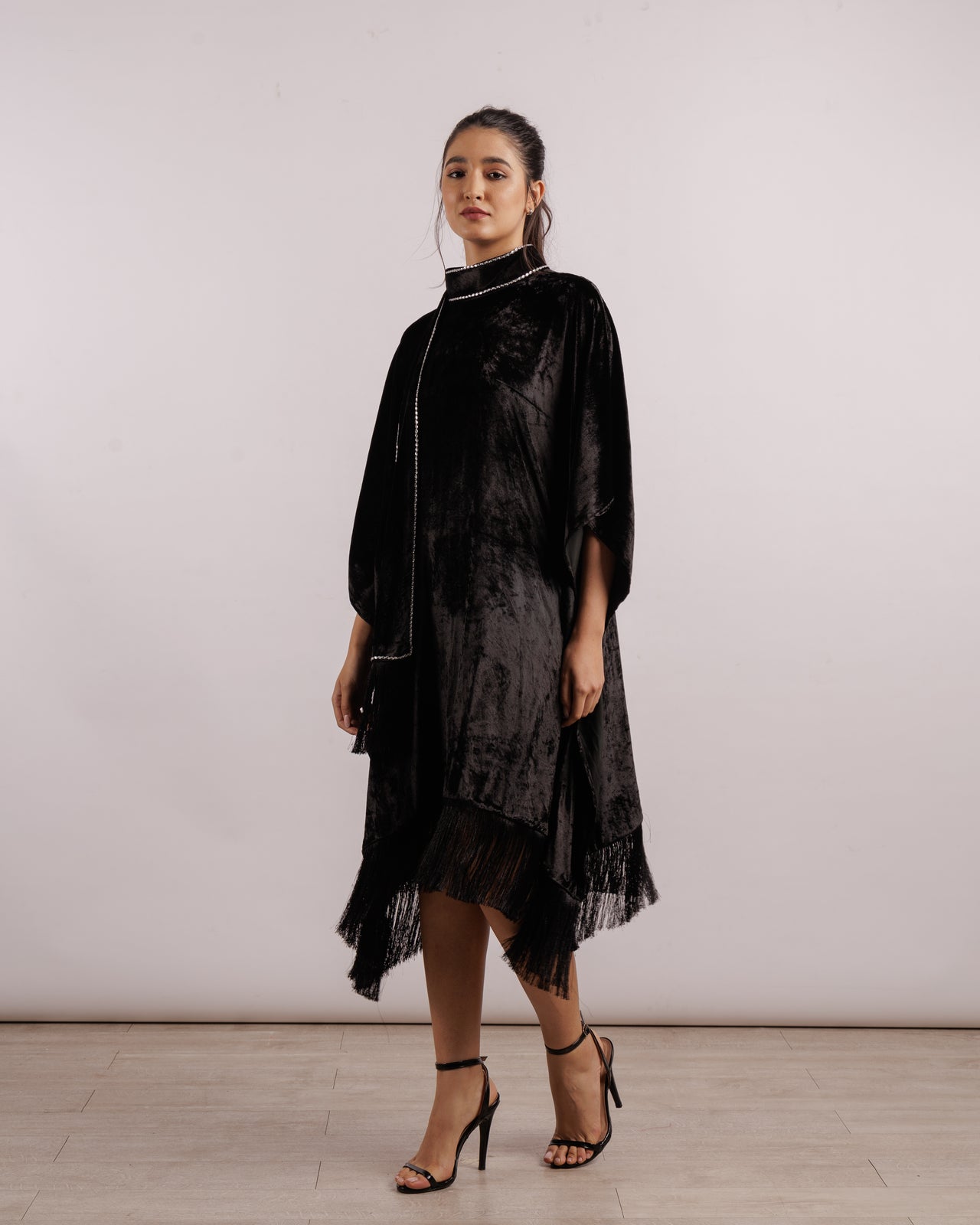 Miller Velvet Kimono in Black | Fringe