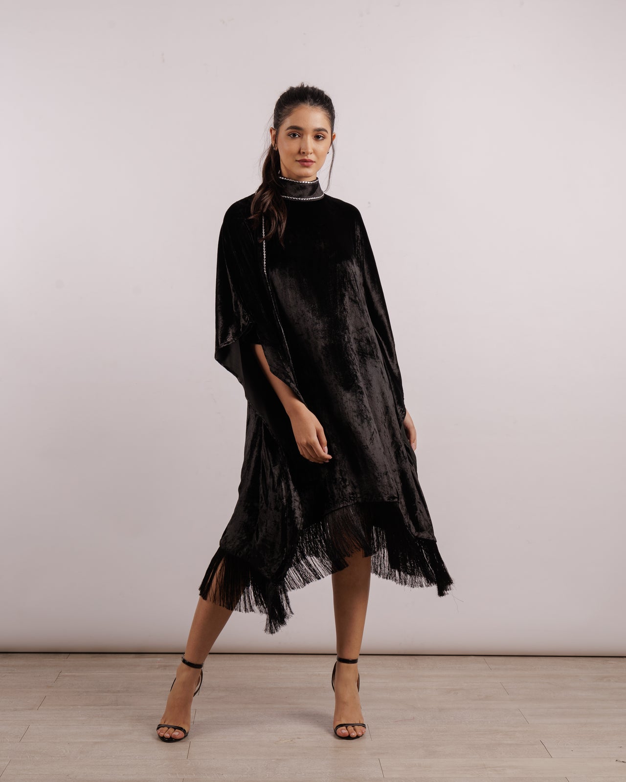 Miller Velvet Kimono in Black | Fringe