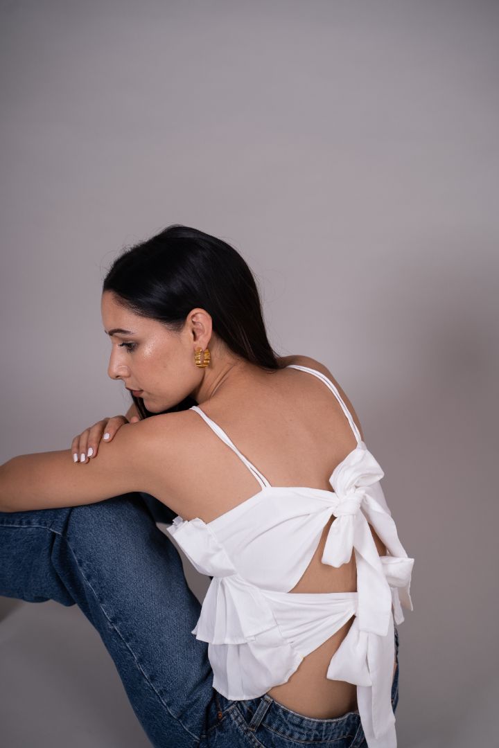 Snow White crop top bow
