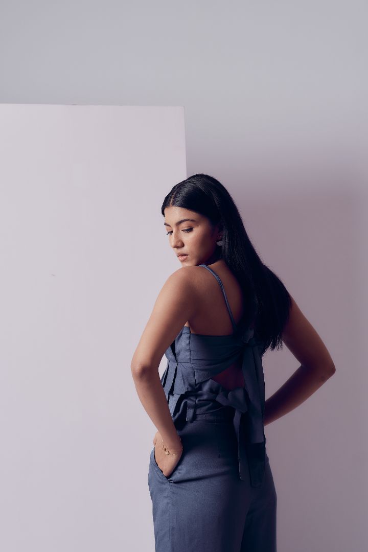 blue crop top  bow